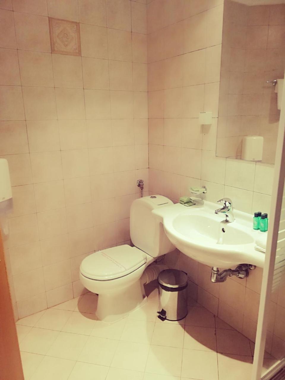 Hotel Plaza Burgasz Kültér fotó