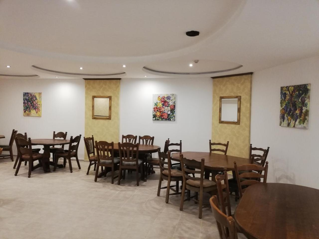 Hotel Plaza Burgasz Kültér fotó